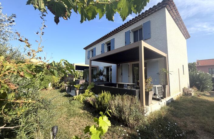 La Roque, maison 120m², 4 ch avec jardin sur 540m² — photo 2