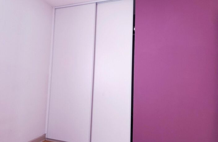 appartement  coeur de la ville d issoudun — photo 2