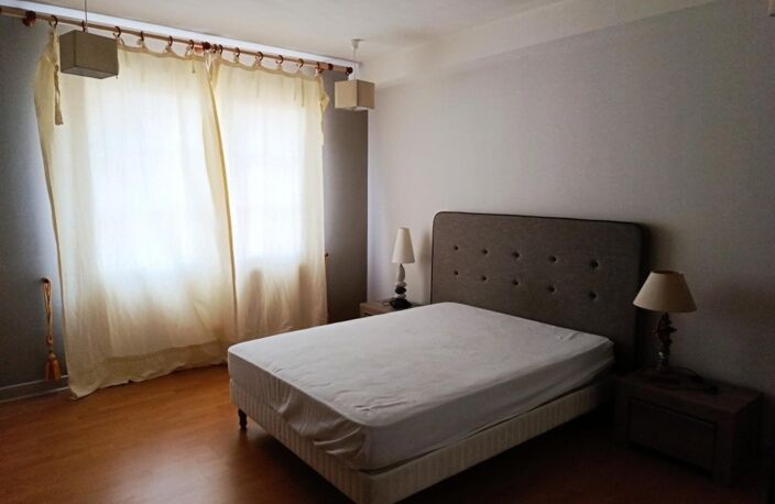 appartement  coeur de la ville d issoudun — photo 3