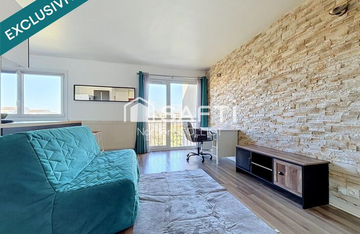 Studio rénové, dernier étage, fort rendement locatif — photo 2