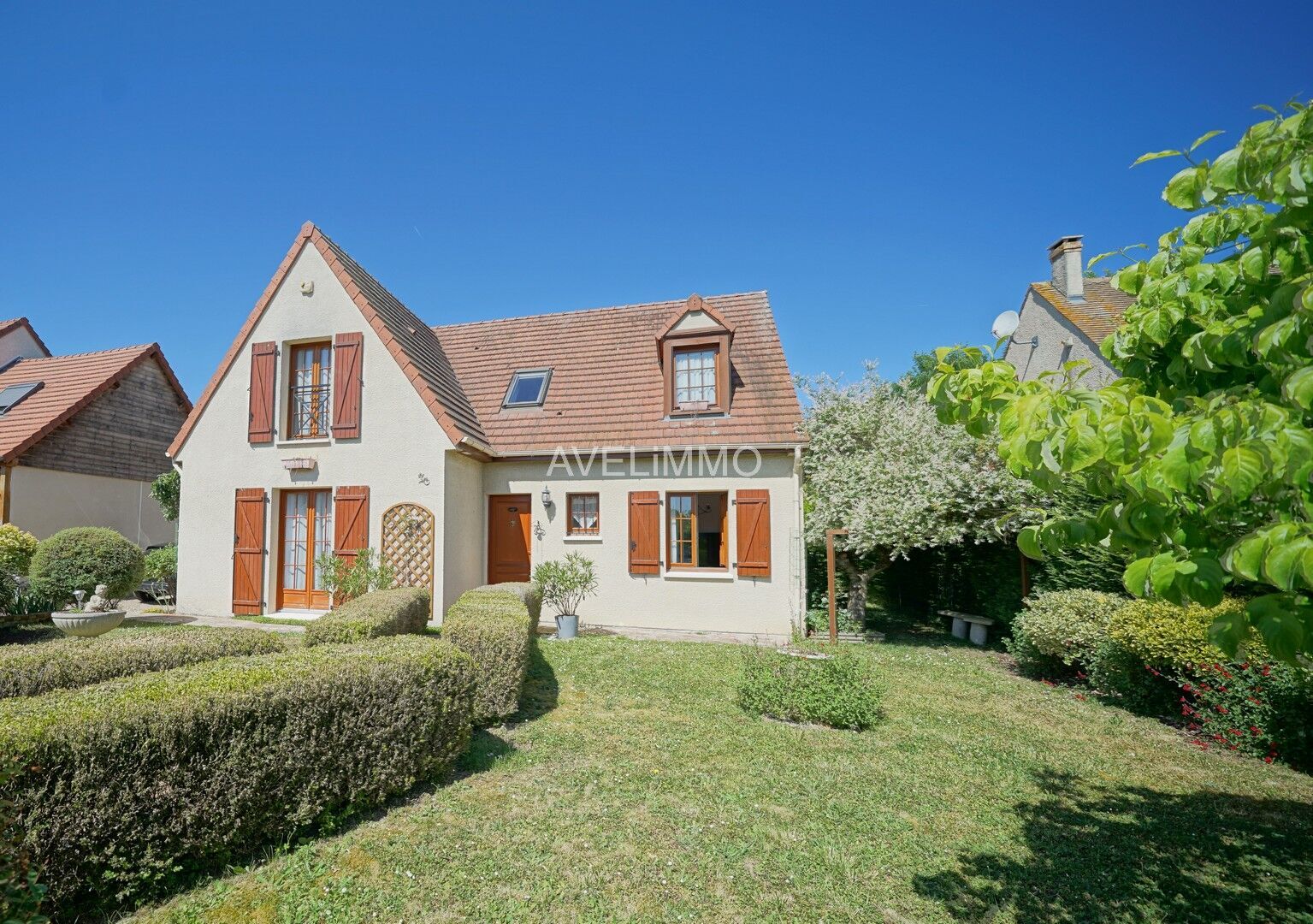 Maison 136m² — Villiers-Saint-Frédéric