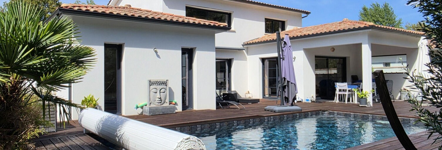 Maison 5 Pièces 197 m² à vendre à Le Pian-Médoc (33290)