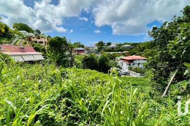 Terrain  128000 €