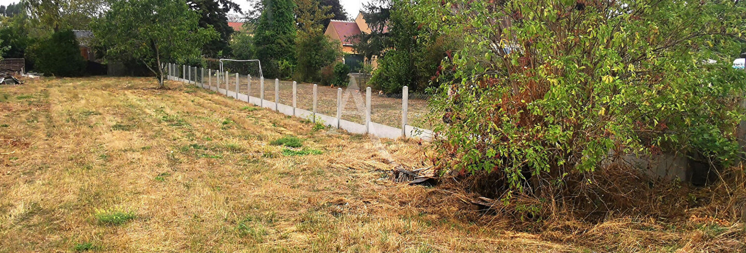 Terrain  755 m² à vendre à Fay-aux-Loges (45450)