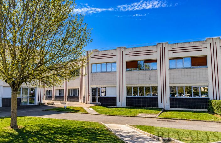 Local commercial — photo 2