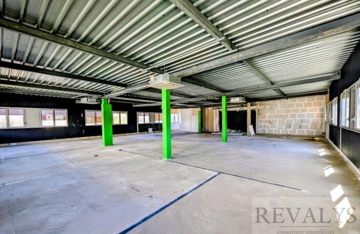 Local commercial — photo 3