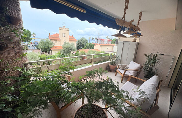 Grand 2 pièces en bord de mer  Cros de Cagnes — photo 3