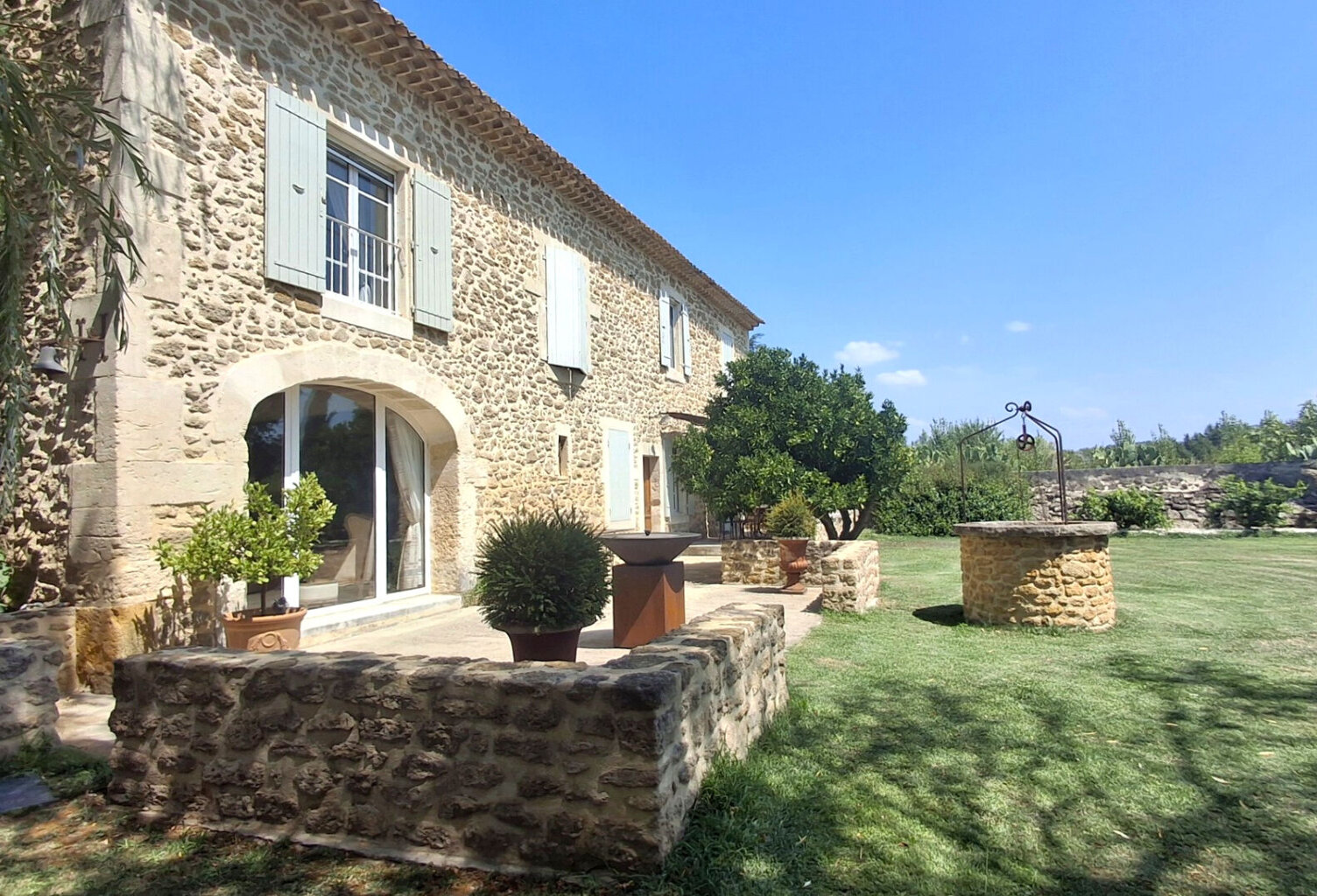 Exclusivité - Mas de 385m²  dans la campagne de Suze La Rousse — photo 1