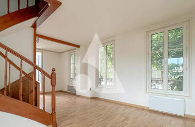 SAINTES rive gauche- Duplex terrasse à aménager - Saint Eutrope — photo du bien