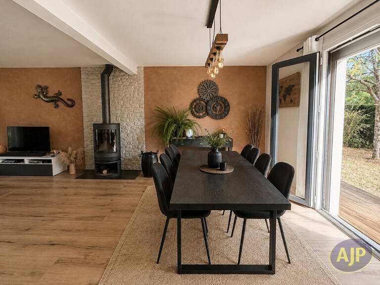 Maison proche bourg — photo 1