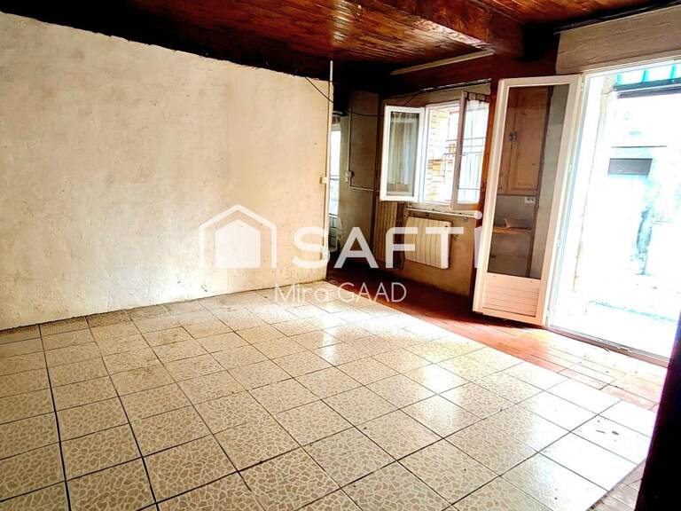 Maison de ville à renover completement au centre de Lavaur — photo 1