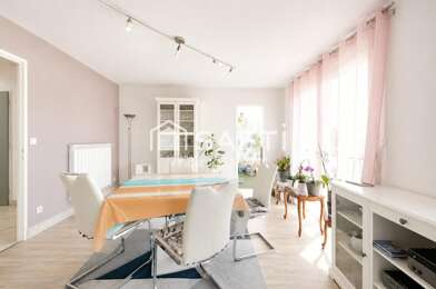 Appartement 4 pièces 113000 €