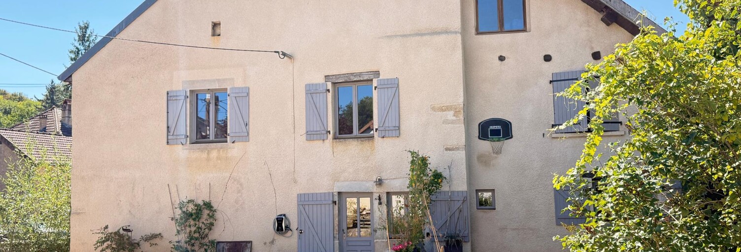 Maison 9 Pièces 224 m² à vendre à Rioz (70190)