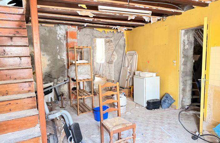 Ensemble immobilier de 159 m2 à rénover en totalité — photo 2