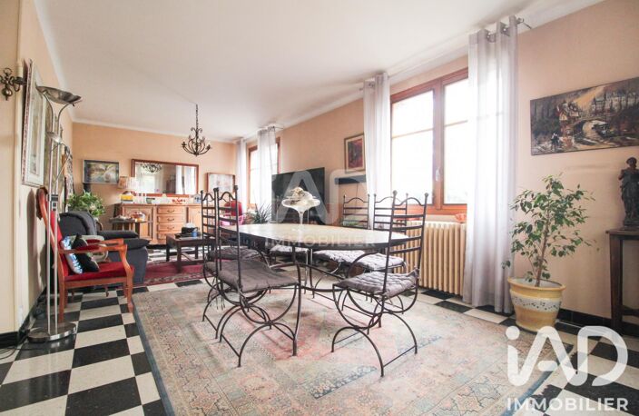 Vente Maison/villa 7 pièces — photo 2