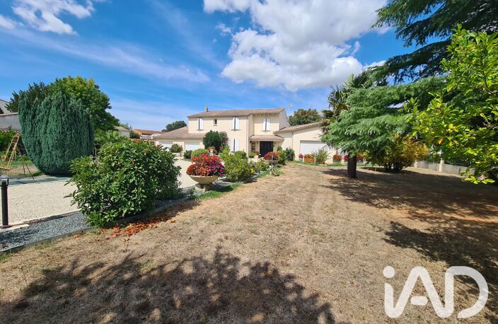 Vente Maison traditionnelle 10 pièces — photo 2