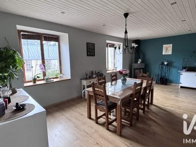 Vente Maison/villa 8 pièces — photo du bien