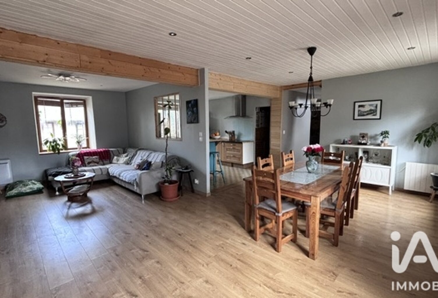 Vente Maison/villa 8 pièces — photo 1