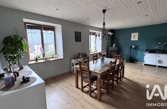 Vente Maison/villa 8 pièces — photo 2