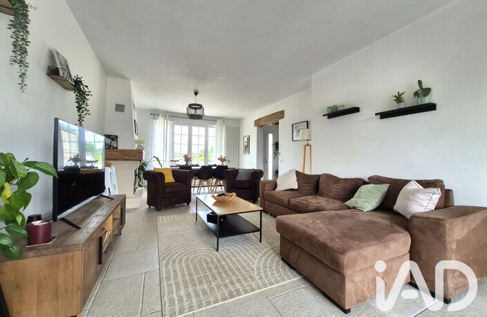 Vente Maison/villa 7 pièces — photo 2