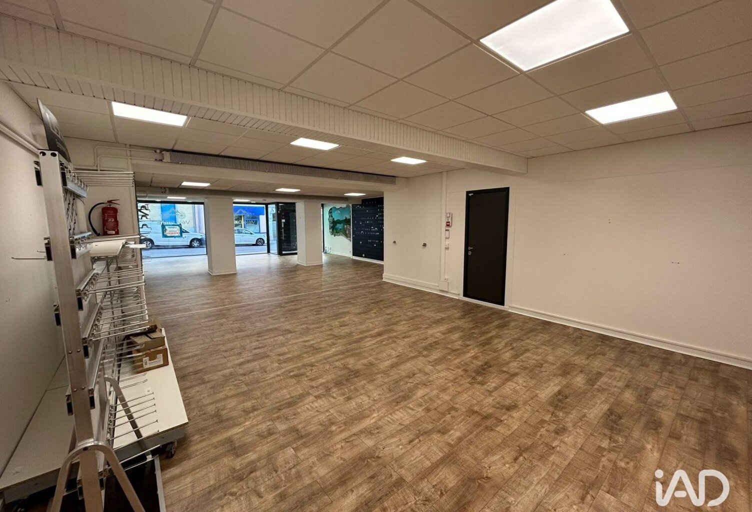 Location Boutique/Local commercial 150 m&sup2; — photo 1
