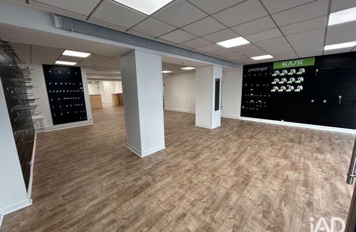 Location Boutique/Local commercial 150 m&sup2; — photo 4