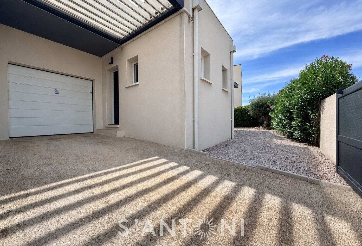 Maison — photo 1