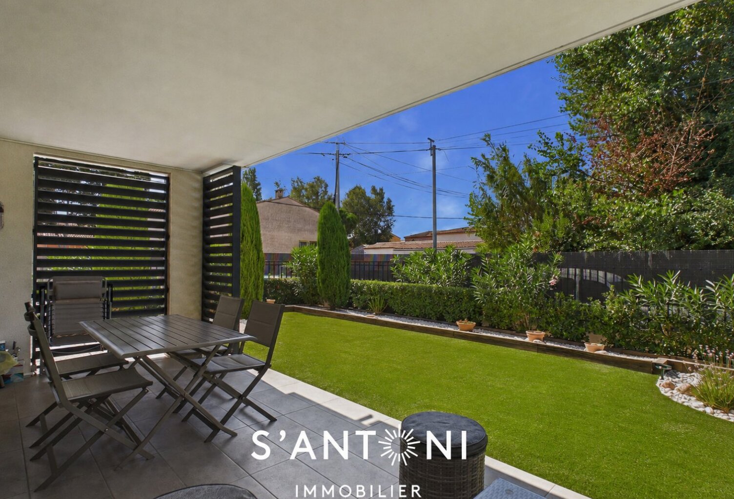 Appartement en rez-de-jardin — photo 1