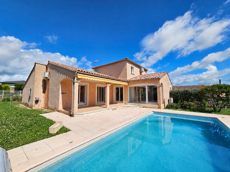 Villa méditerranéenne de 130 m2   Confort, accessibilité et piscine — photo 1