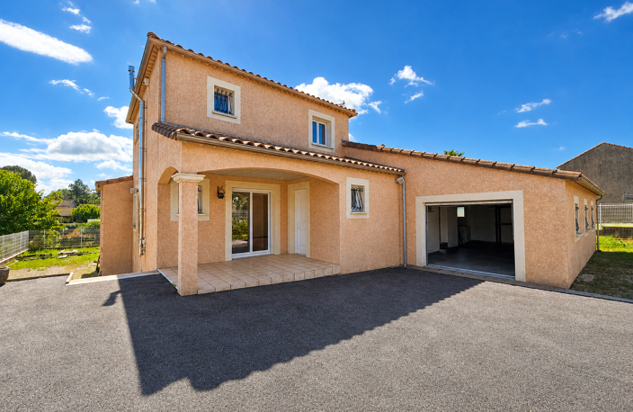 Villa méditerranéenne de 130 m2   Confort, accessibilité et piscine — photo 2