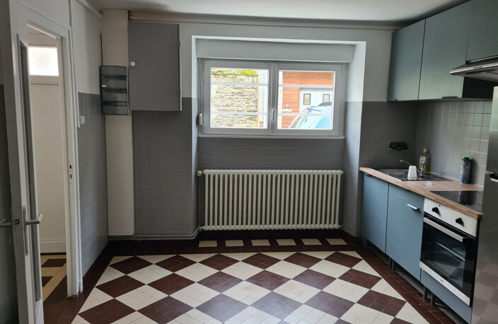 maison de village avec 3 chambres — photo 3