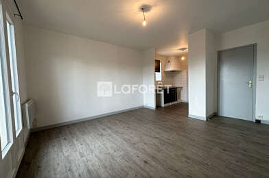 Appartement 2 pièces 552 €