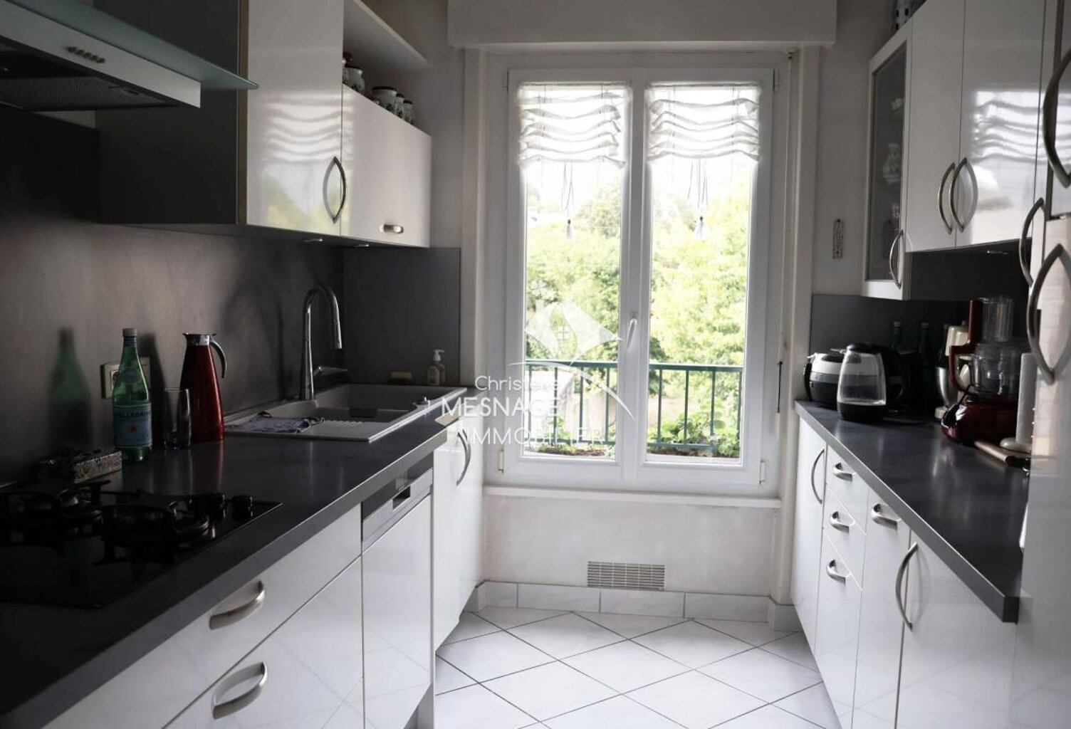 À vendre chez Christelle Mesnage Immobilier - Centre ville d — photo 1