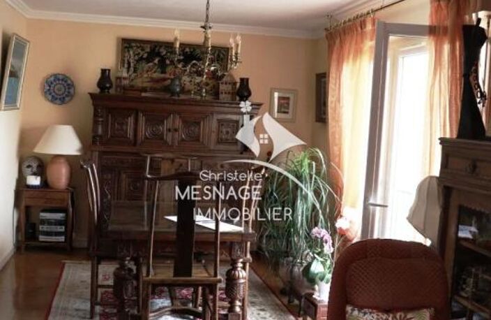 À vendre chez Christelle Mesnage Immobilier - Centre ville d — photo 3