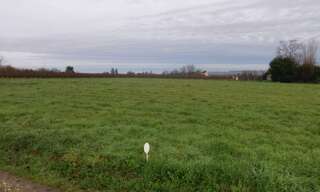 Terrain  810 m² à vendre à Saint-Pierre-de-Mons (33210)