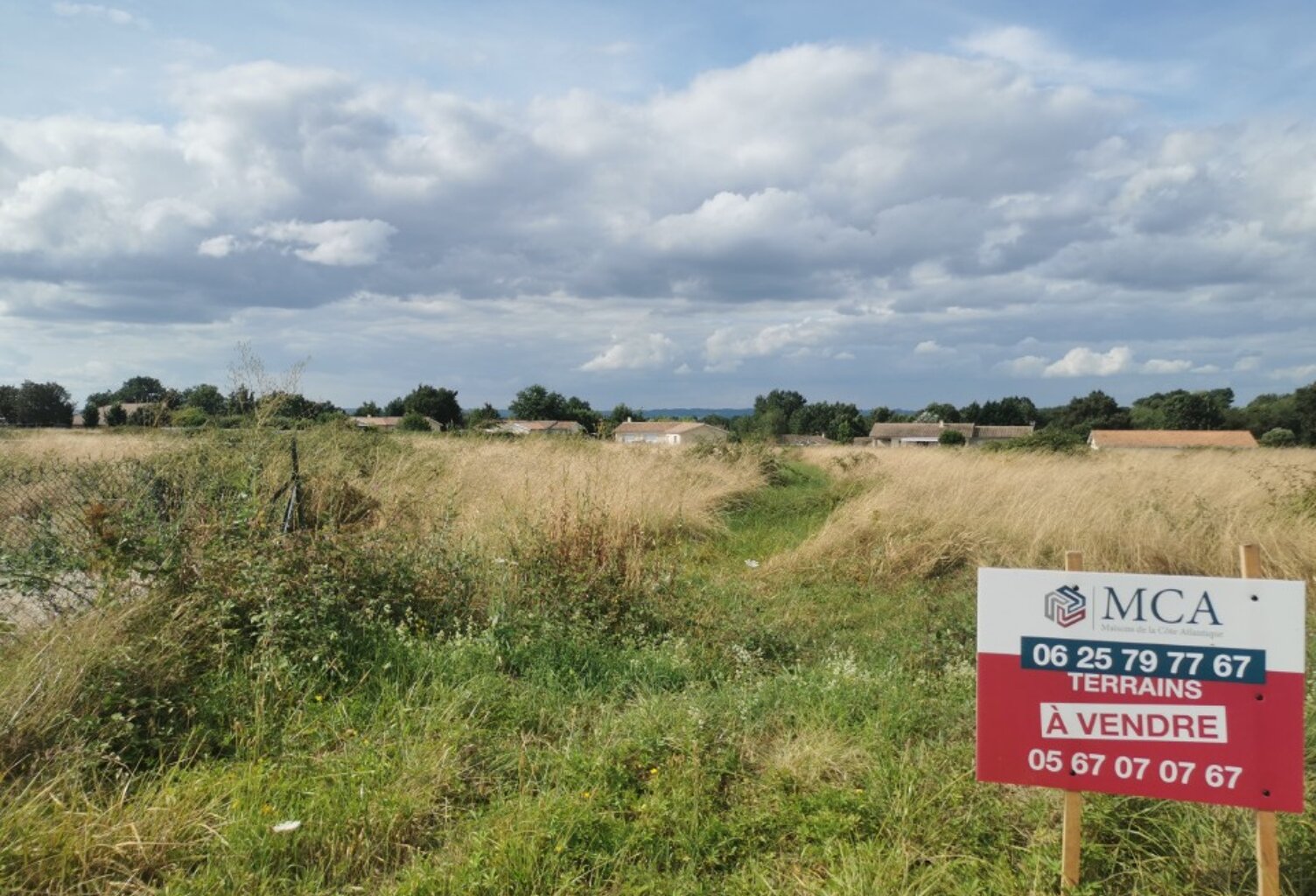Terrain à bâtir à Auros (33124) — photo 1