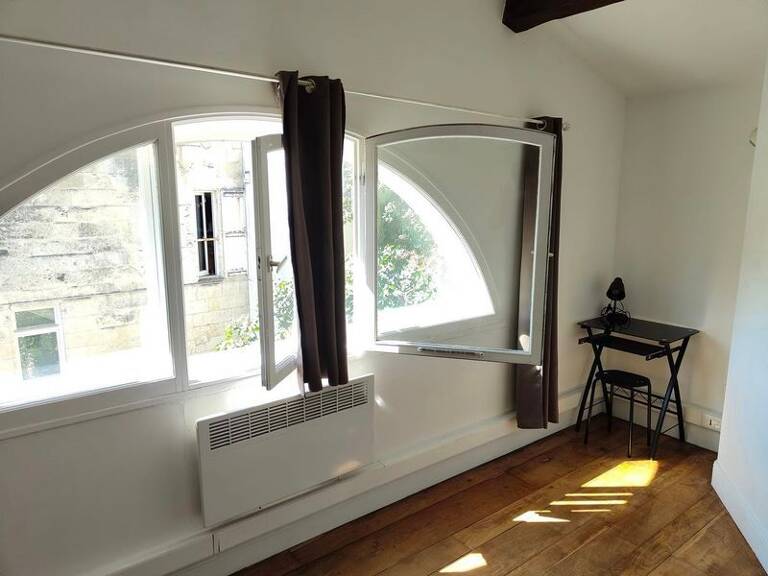 Appartement de 70m2 à louer sur Saintes — photo 1