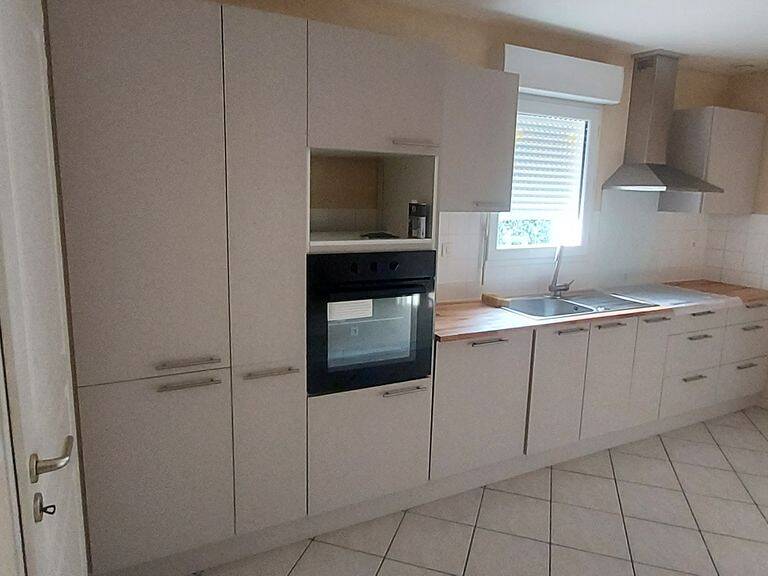 Maison de 91m2 à louer sur Vouillé — photo 1