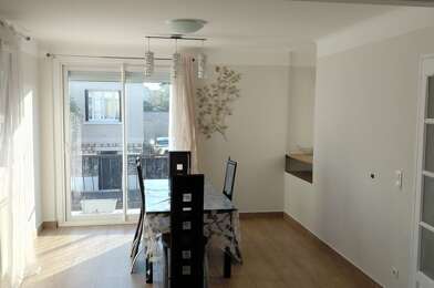 Appartement 3 pièces 1300 €