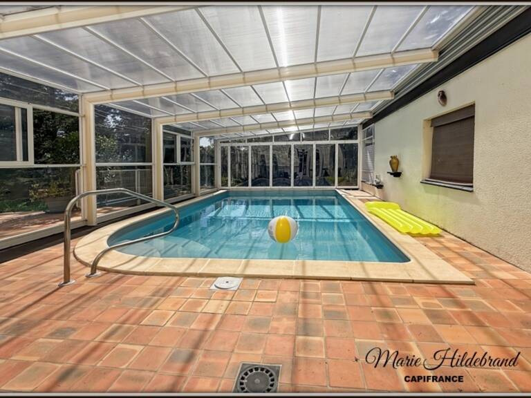 AUBIAC – Maison 185 m² – Terrain +4 000 m² – Piscine couverte – Garage 70 m² — photo 1