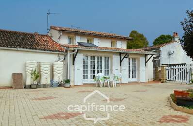 Maison à vendre 4 pièces MAZERAY (17) sur 900m² de jardin clos et 3 garages — photo du bien