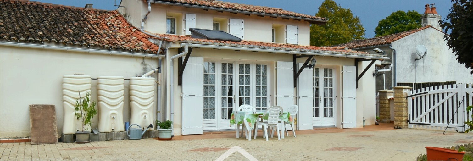 Maison 4 Pièces 89 m² à vendre à Mazeray (17400)