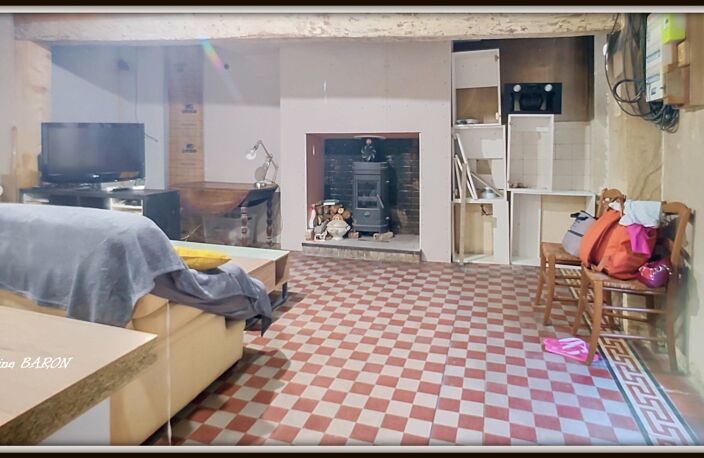 Maison A FINIR DE RENOVER 41m2 SAINTE GEMME (36) — photo 4