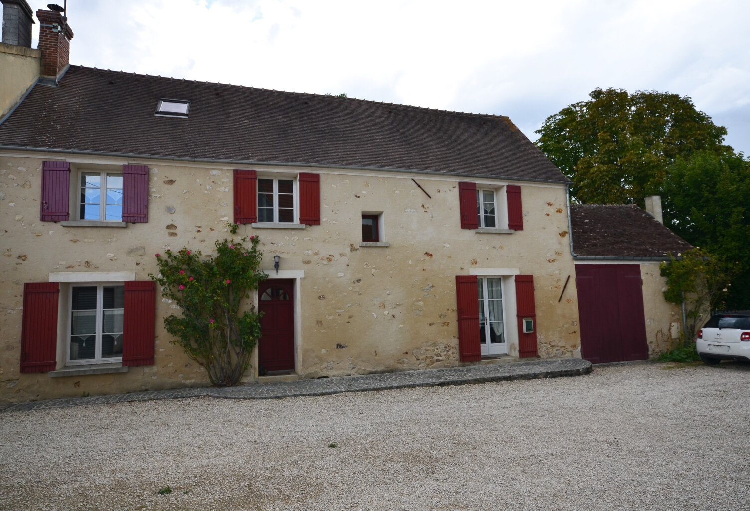 CHARLY SUR MARNE (02)  à vendre Maison de caractère de 7 pièces — photo 1