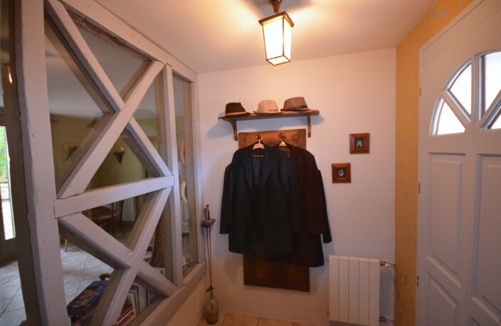CHARLY SUR MARNE (02)  à vendre Maison de caractère de 7 pièces — photo 3