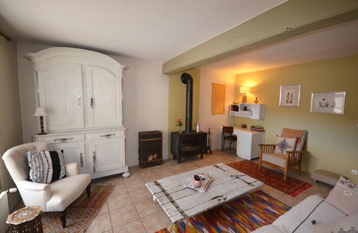 CHARLY SUR MARNE (02)  à vendre Maison de caractère de 7 pièces — photo 4