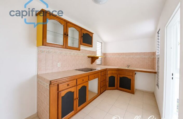 Appartement à vendre Petit-Bourg Bourg – 86 m² – 3 chambres + espace modulable – Parking — photo 2