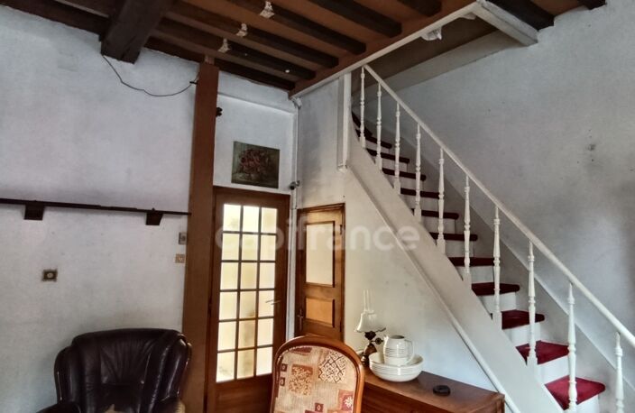   ARRAS – MAISON DE VILLE À FORT POTENTIEL AVEC DÉPENDANCE, COUR ET JARDIN — photo 3