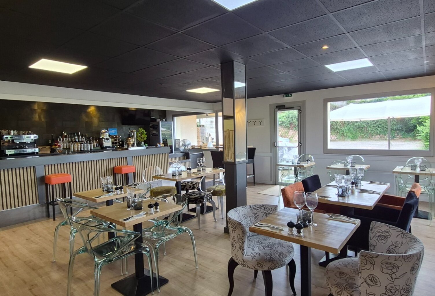Restaurant à Orbeil (63) ! — photo 1
