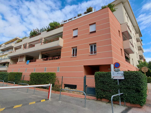 Appartement à vendre 2 pièces SAINT RAPHAEL (83) — photo du bien